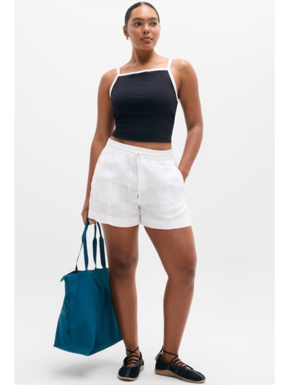 ATHLETA | NWT Retreat Linen Mid Rise 4" Short in Calla Lily White, Size 14